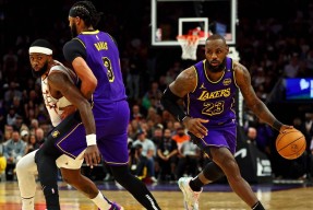 九游体育-清晨洛杉矶湖人备战NBA常规赛；调整名单细节曝光；气氛紧张；资深球员宣示担当的简单介绍