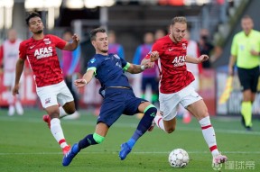 九游体育app-阿贾克斯迎NBA常规赛关键赛，冲刺阶段完成体检，目标明确，资深球员宣示担当