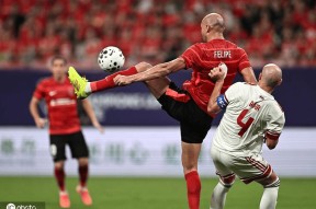 9体育-曼城训练开放日，国际比赛日防线松动引欢呼，足总杯在即，训练强度明显提升